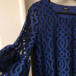 Brand new Alfani geometric print sexy top